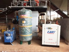 ���ҽ�ĳ�V��(ch��ng)ُ(g��u)�õĿ����ؿՉ��C(j��)�̓�(ch��)���